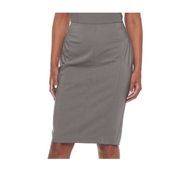 Dresses & Skirts - Pencil gray skirt!